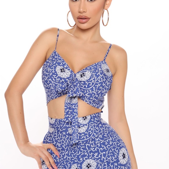 Fashion Nova Blue Floral Jumpsuit with Cut-Out Design - Picture 2 of 4